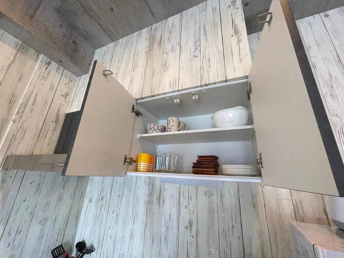 Wolf Pack Apartment 1002 Osaka